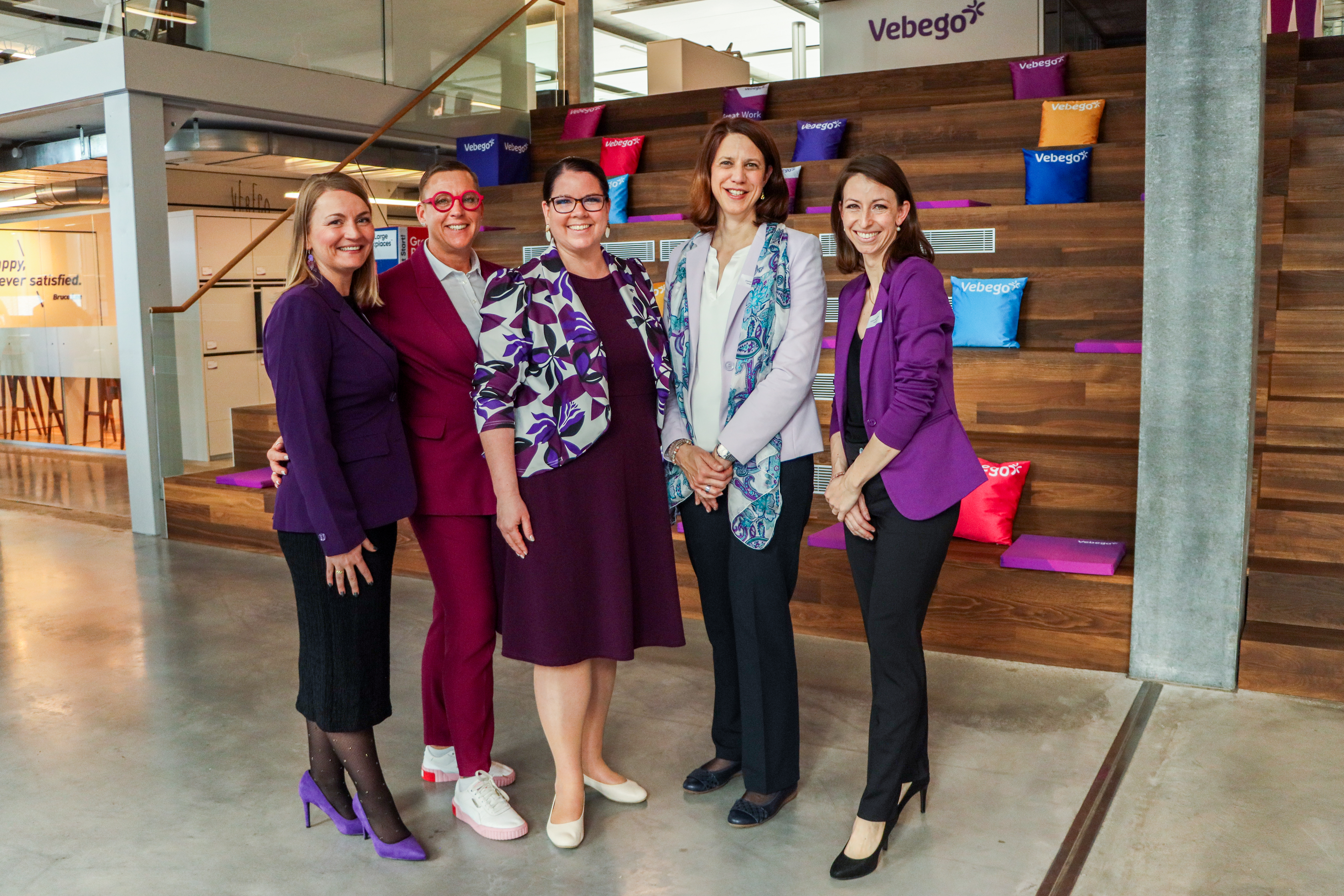 Sante Kuechentisch Apr2025 15