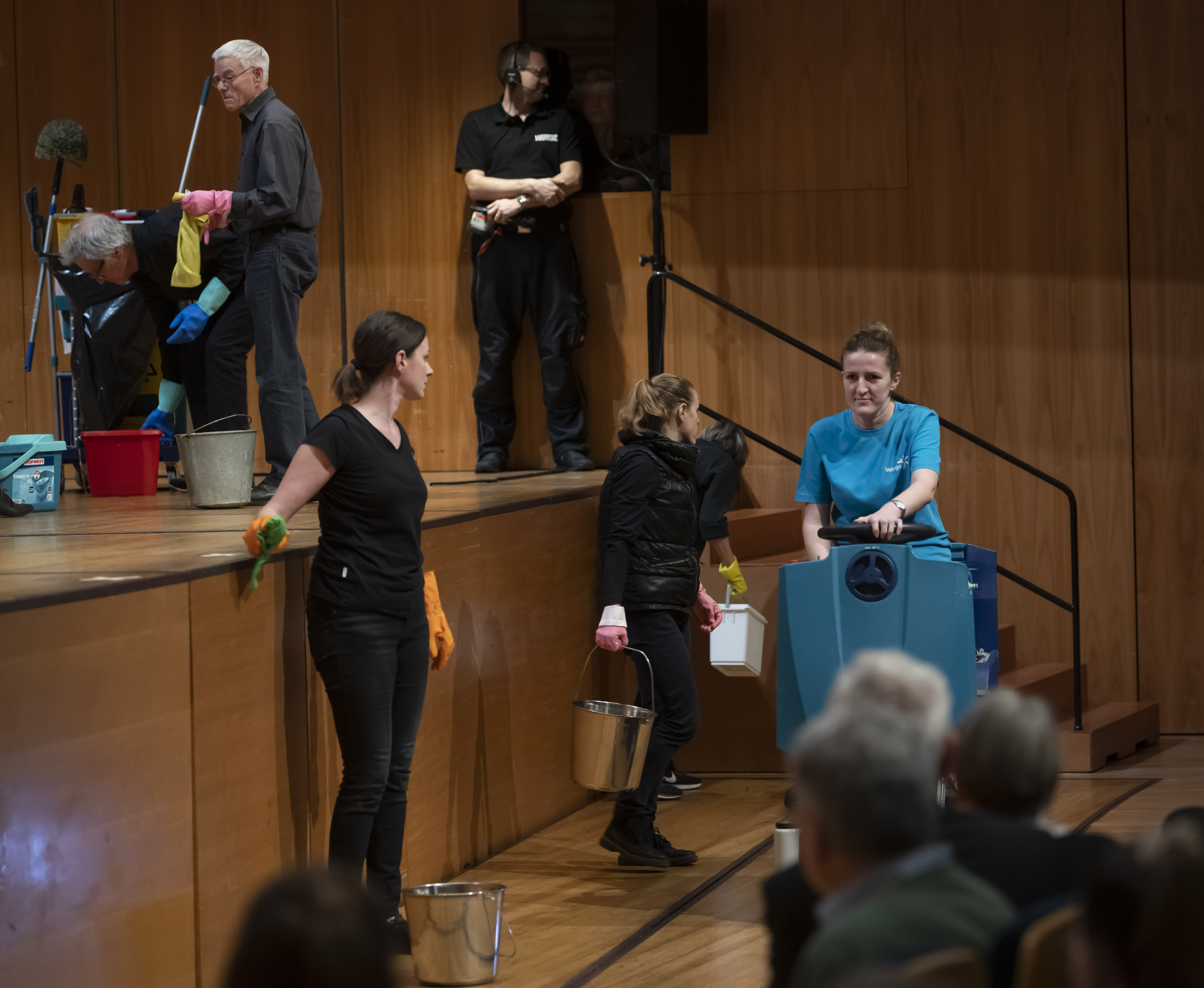 221120 Konzert4 Ein Sauberes Ende Laien Vebego C Priskaketterer Lucernefestival 02
