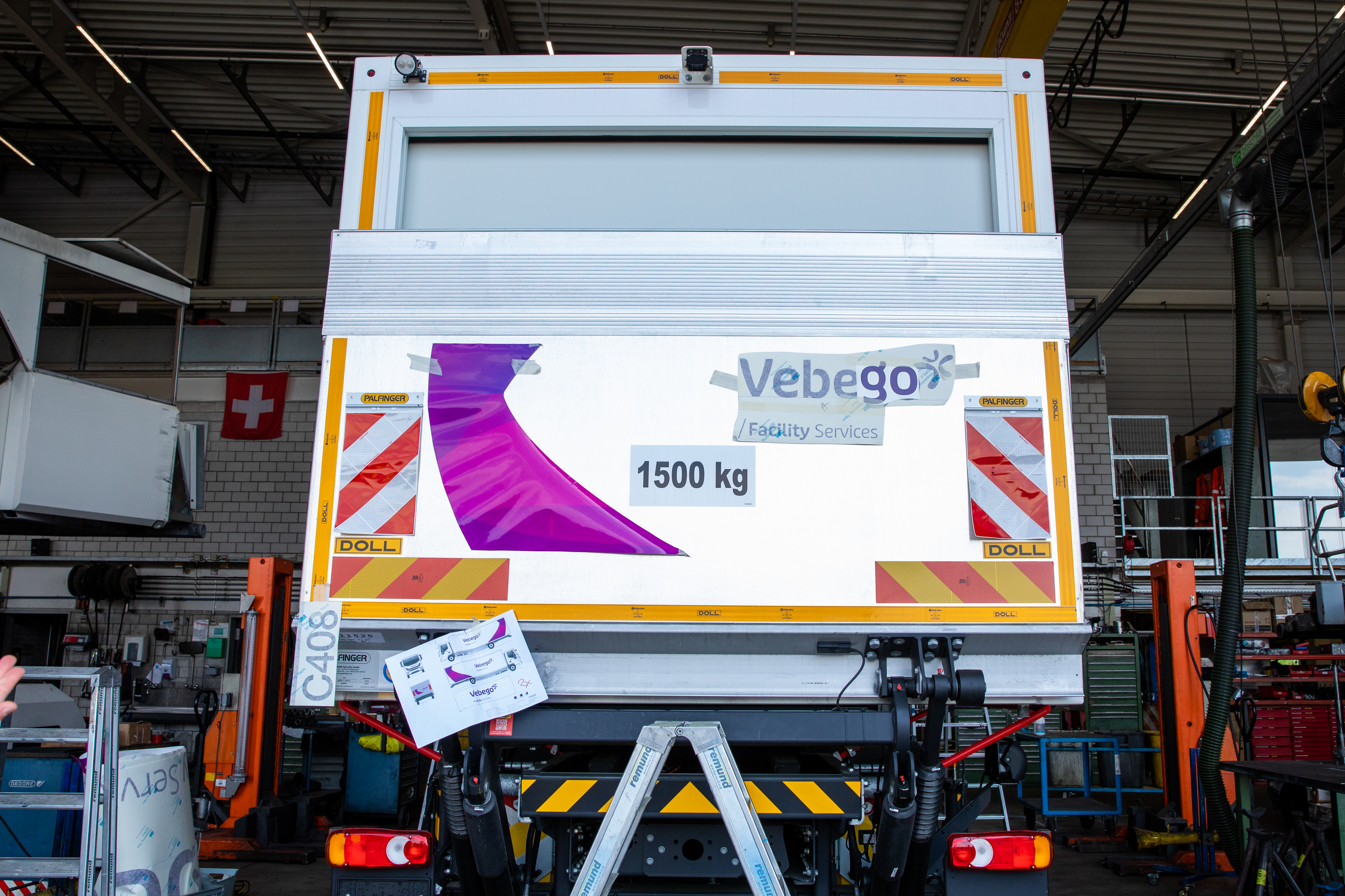 Beschriftung Lkw Apt 6